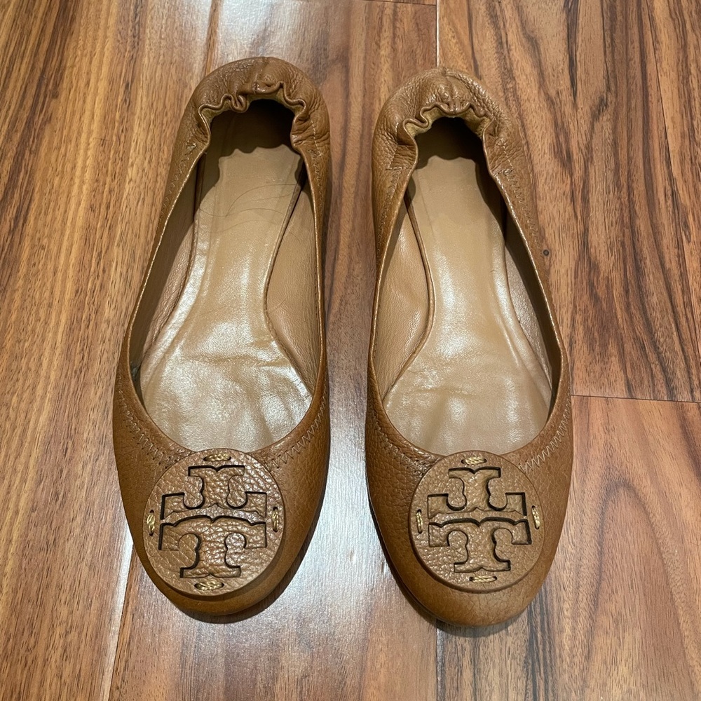 Tory Burch brown leather flats